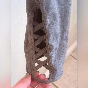 3/10 NoBo Gray Full Length Leggings With Cut Out Criss Cross XL 15 17 18